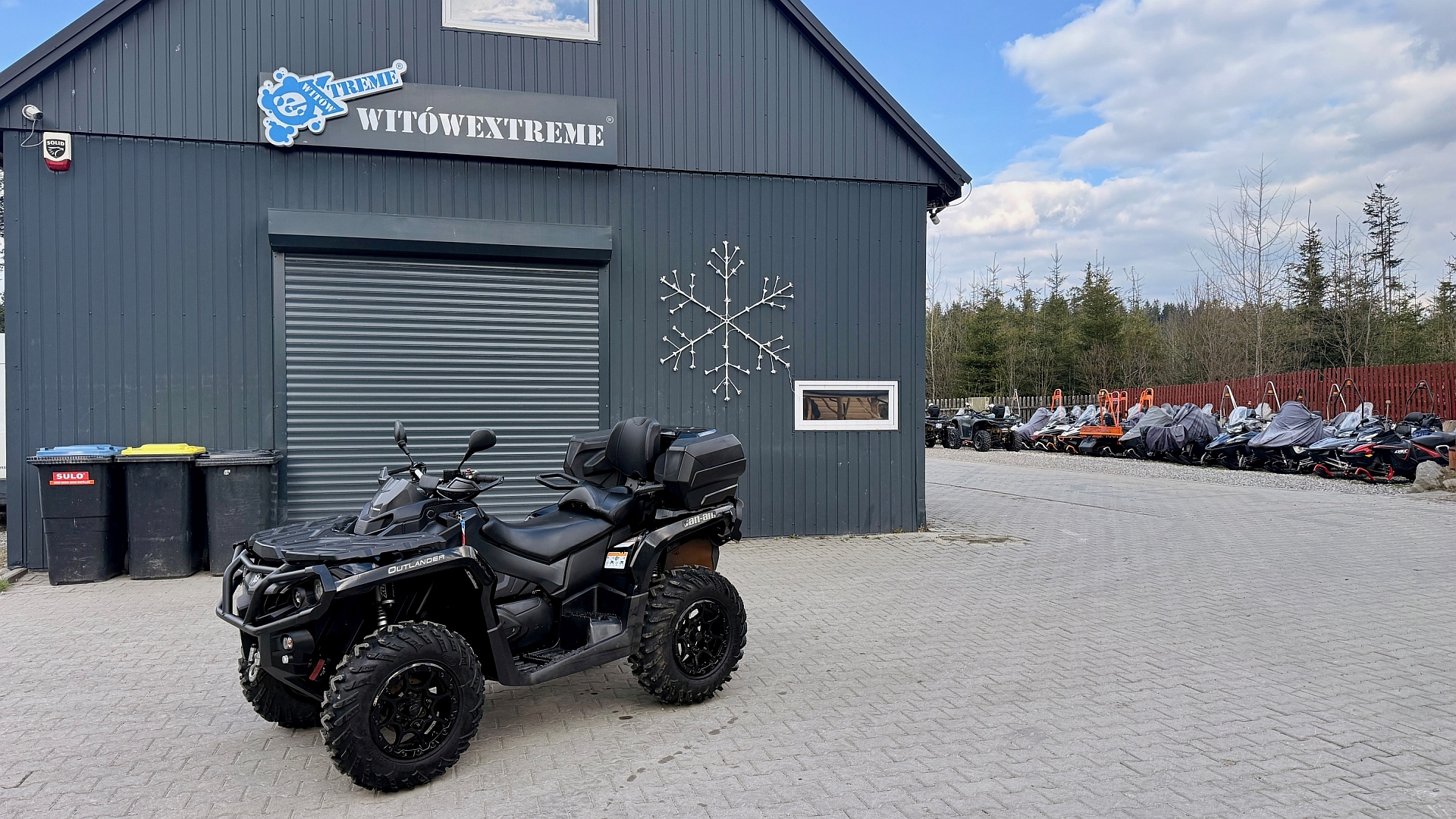  - BRP Can Am BRP Can-Am Outlander 1000 MAX XT-P